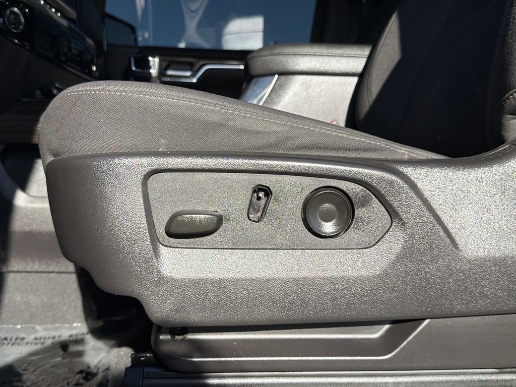 Used 2024 Chevrolet Silverado 1500 LT Trail Boss w/ Protection Package AWD/4WD image 21