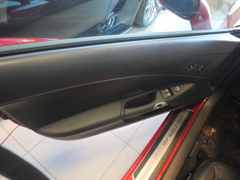 Used 2012 Chevrolet Corvette Grand Sport w/ 3LT Preferred Equipment Group image 7