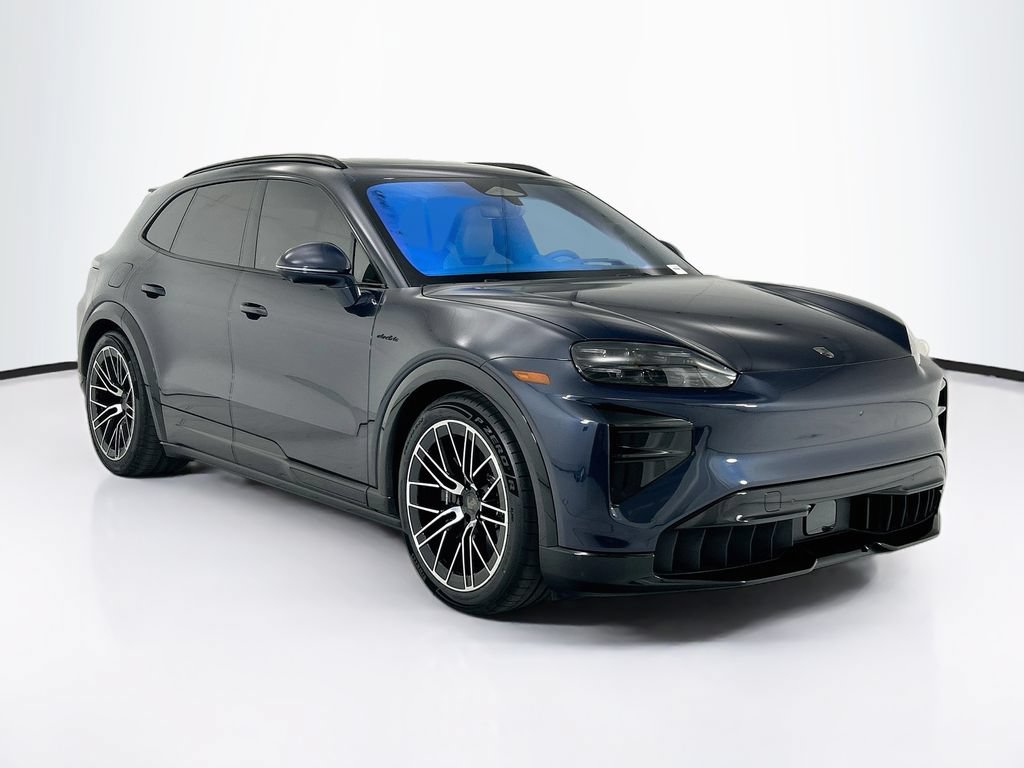New 2026 Porsche Cayenne Turbo AWD/4WD image 9