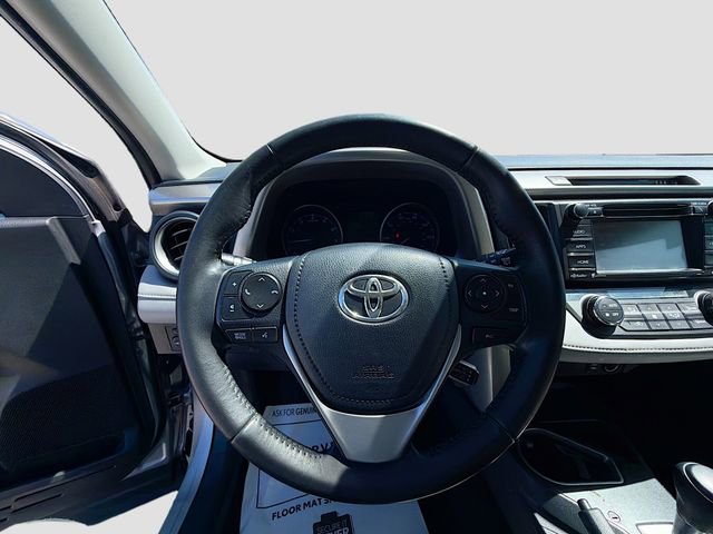 Used 2018 Toyota RAV4 XLE image 37