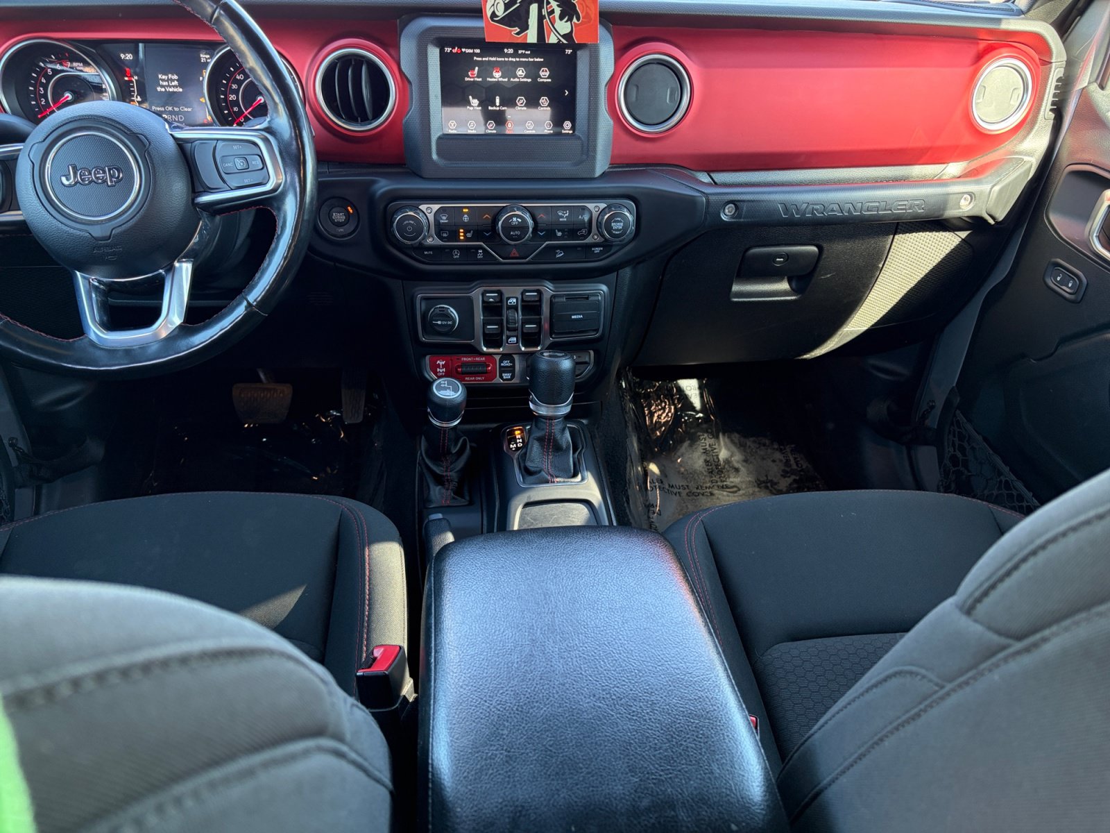 Used 2021 Jeep Wrangler Unlimited Rubicon w/ Cold Weather Group AWD/4WD image 22
