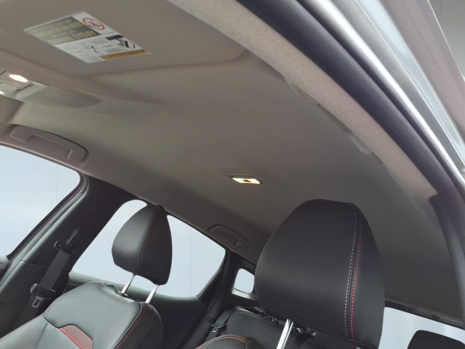 Used 2026 Nissan Kicks SR w/ Illumination Package AWD/4WD image 12