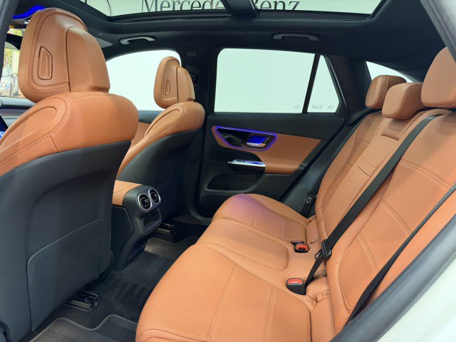 Certified 2025 Mercedes-Benz GLC 300 image 17