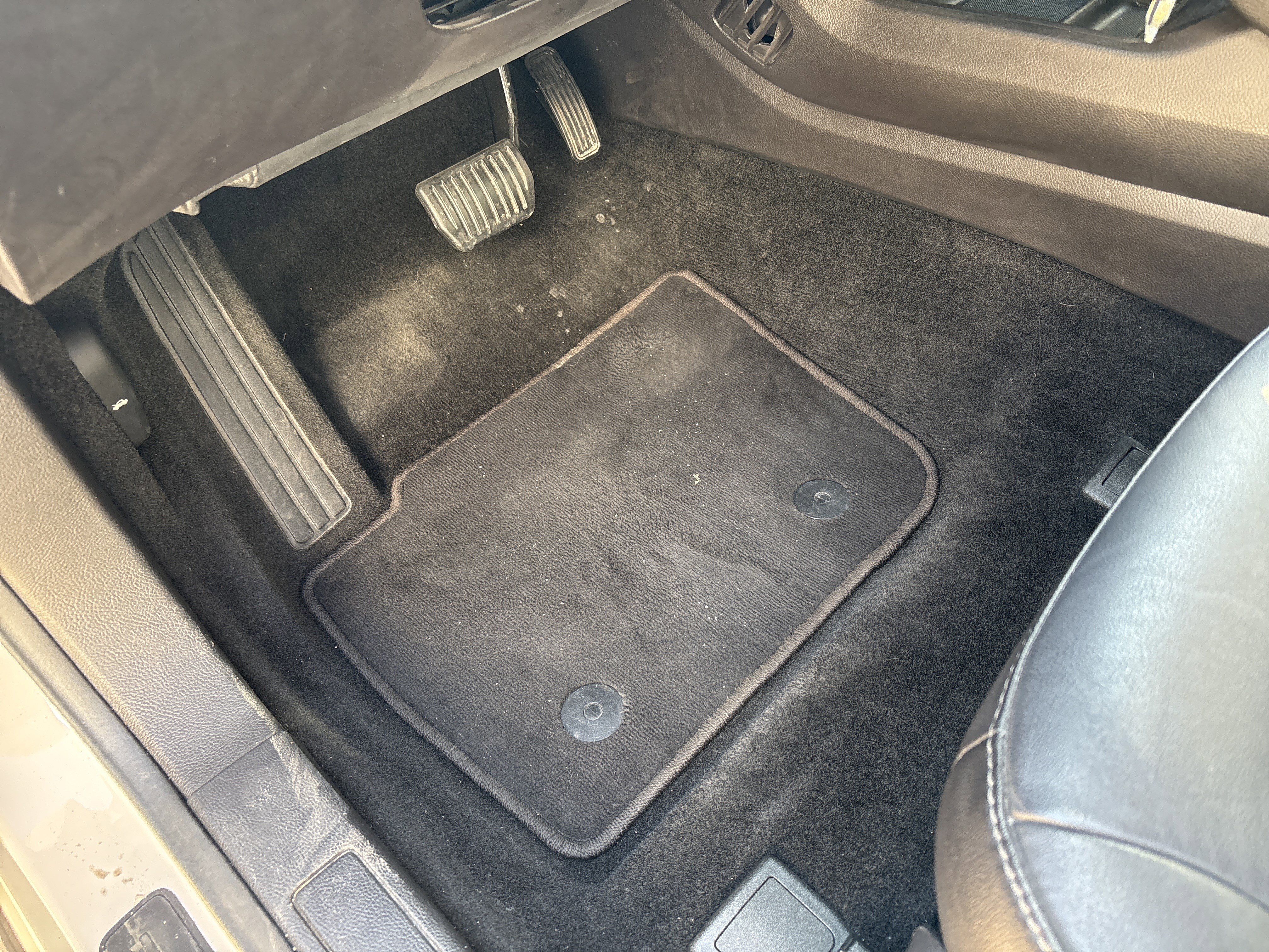 Used 2016 Ford Fusion SE w/ Equipment Group 202A image 17