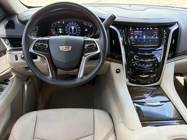 Used 2019 Cadillac Escalade Premium Luxury image 27