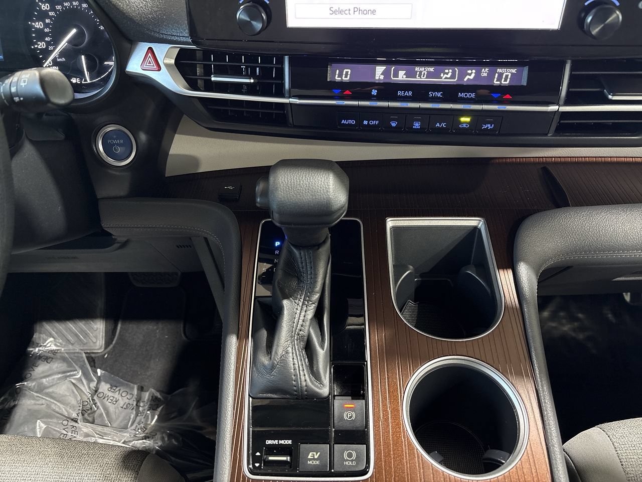 Certified 2021 Toyota Sienna LE FWD image 20