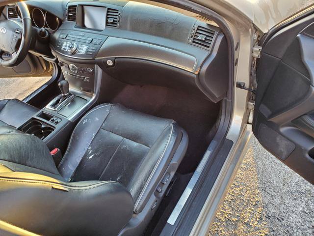 Used 2008 INFINITI M35 w/ Technology Pkg RWD image 13