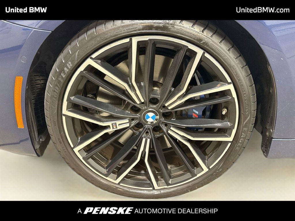 Used 2021 BMW 540i xDrive w/ M Sport Package AWD/4WD image 2