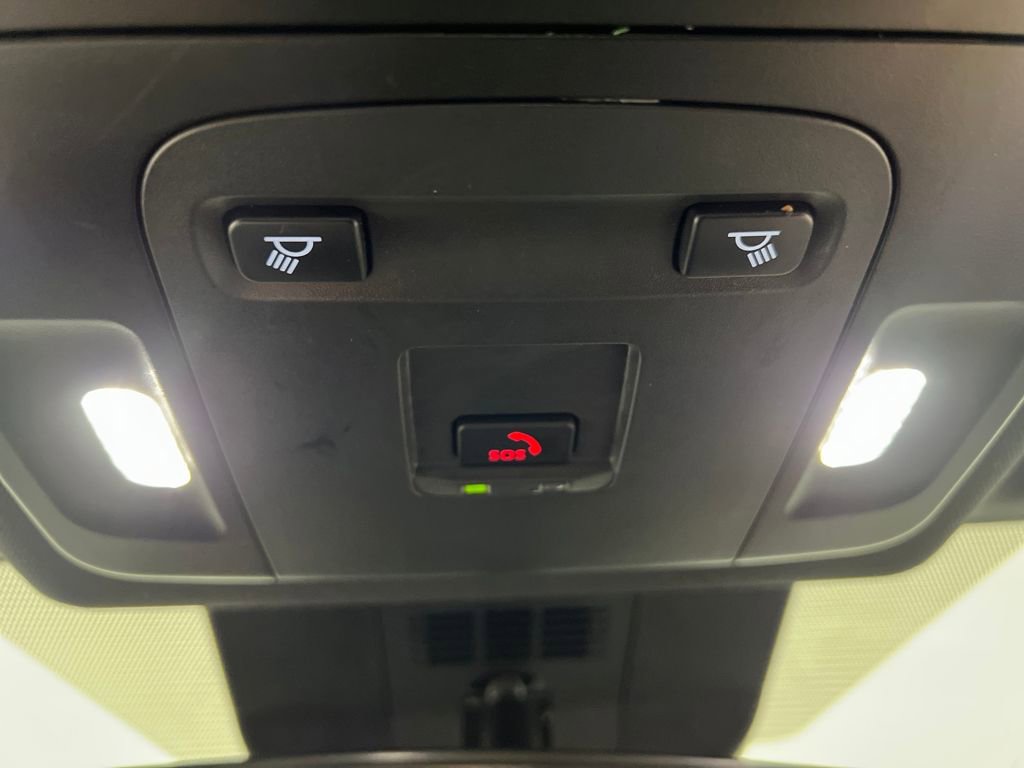 Used 2025 Toyota Camry SE FWD image 52