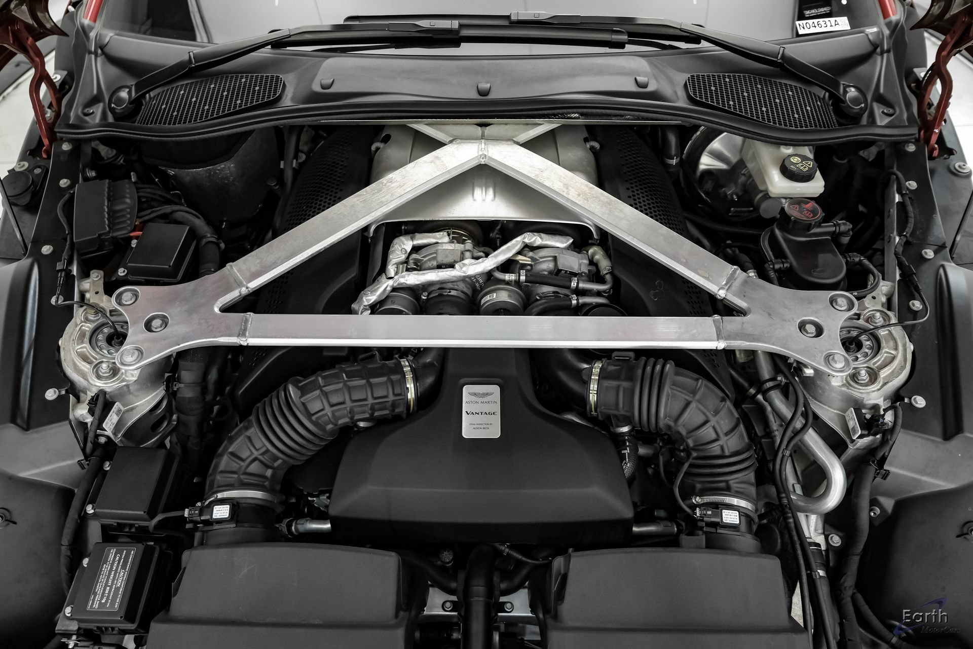 Used 2020 Aston Martin V8 Vantage Coupe RWD image 4