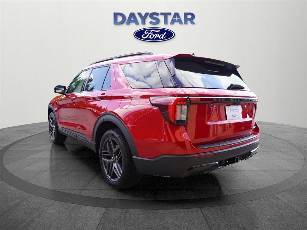 New 2025 Ford Explorer ST-Line image 32