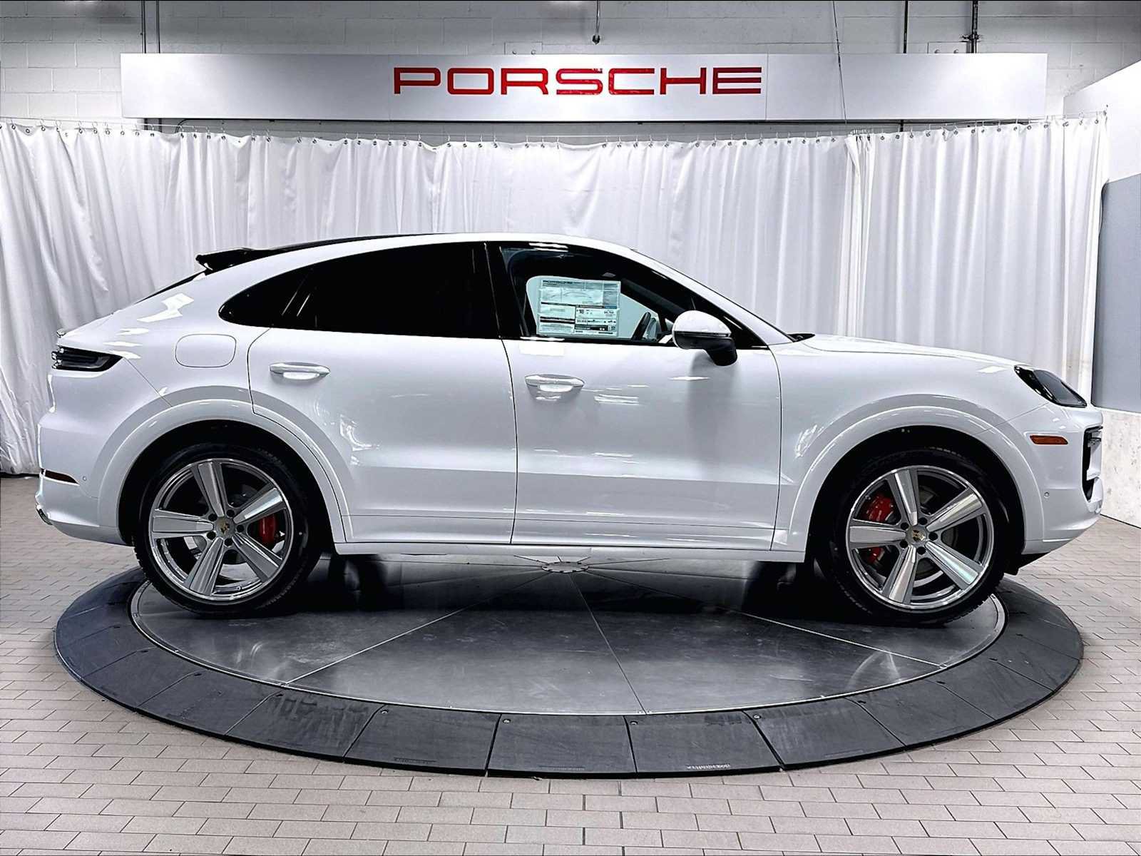 New 2026 Porsche Cayenne S AWD/4WD image 8