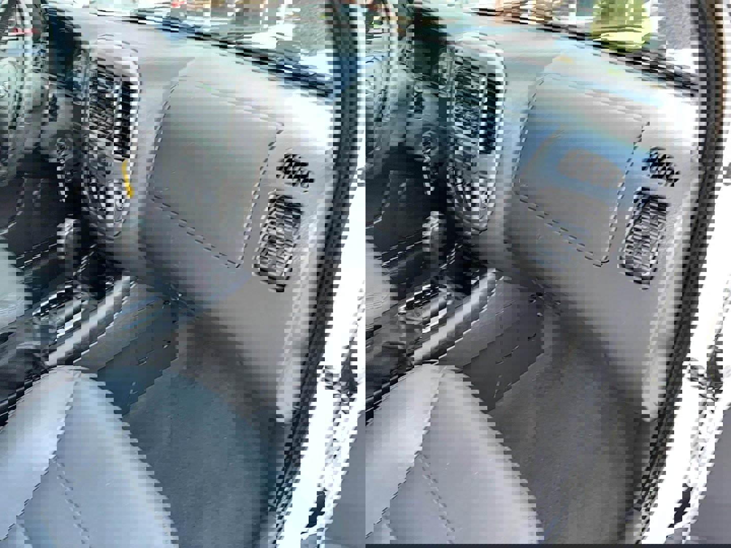 Used 2005 Ford Escape XLT image 20