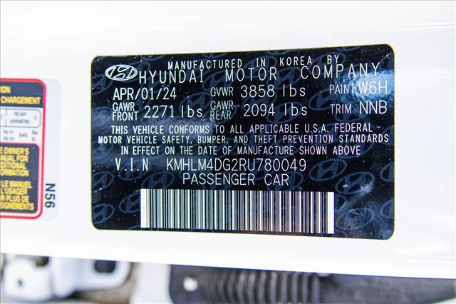 Used 2024 Hyundai Elantra SEL FWD image 27