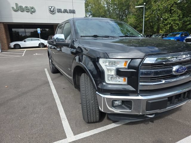 Used 2015 Ford F150 Lariat w/ Equipment Group 502A Luxury AWD/4WD image 3