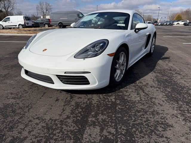 Used 2024 Porsche 718 Cayman image 2