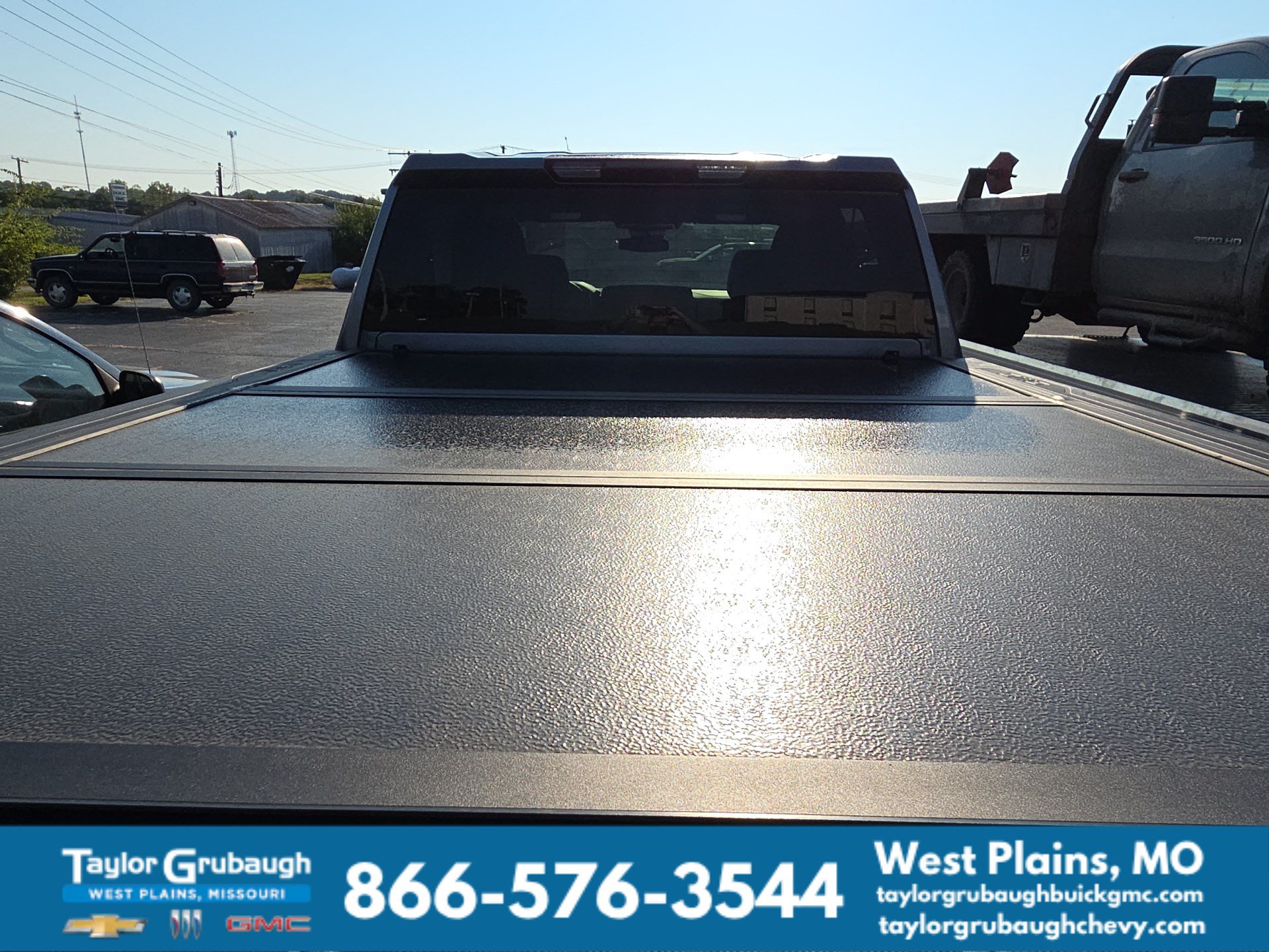 Used 2026 GMC Sierra 2500 SLE AWD/4WD image 6