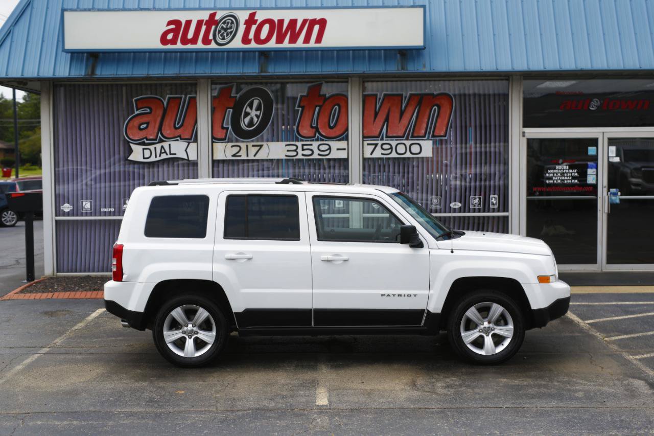 Used 2014 Jeep Patriot Limited w/ Sun/Sound Group AWD/4WD image 20