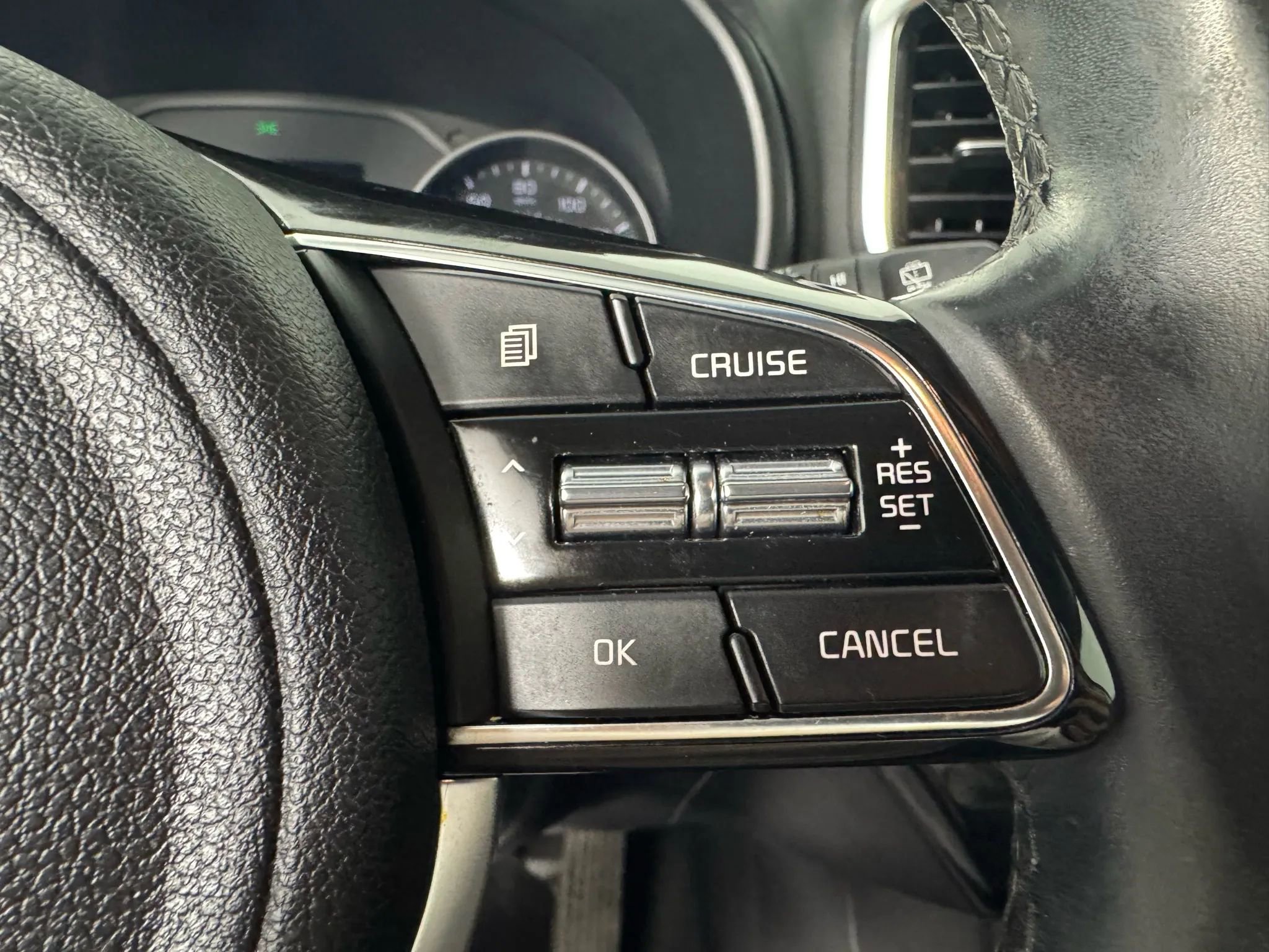 Used 2021 Kia Sportage EX image 16