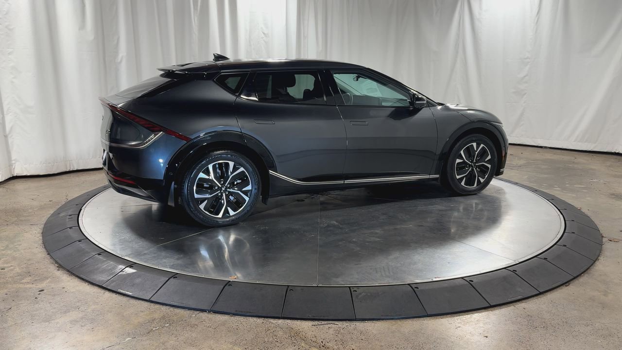Certified 2023 Kia EV6 Wind w/ Wind Technology Package image 2