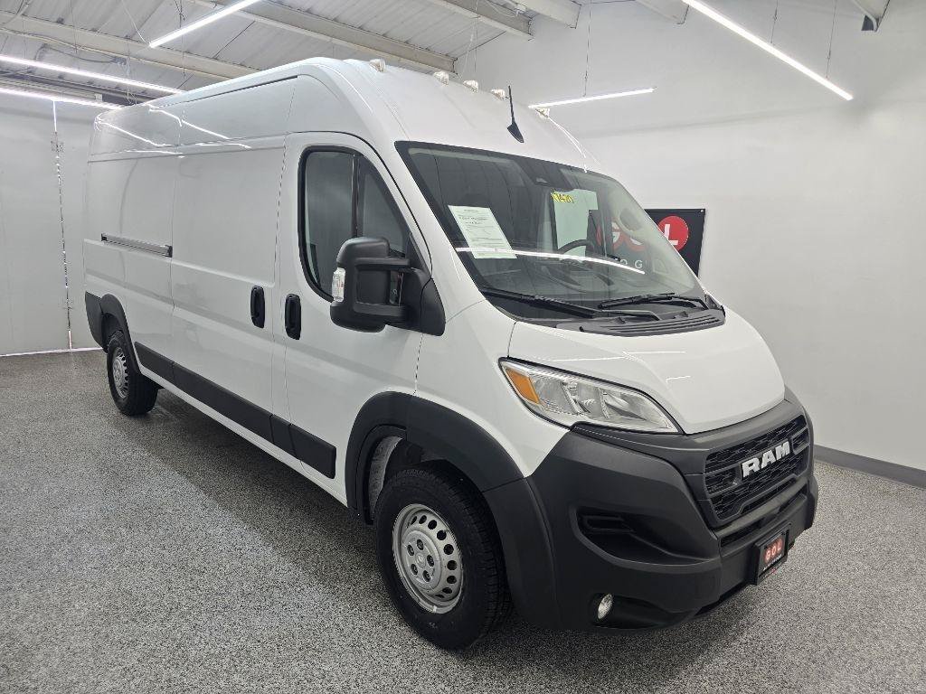 Used 2025 RAM ProMaster 2500 w/ Convenience Group FWD image 1