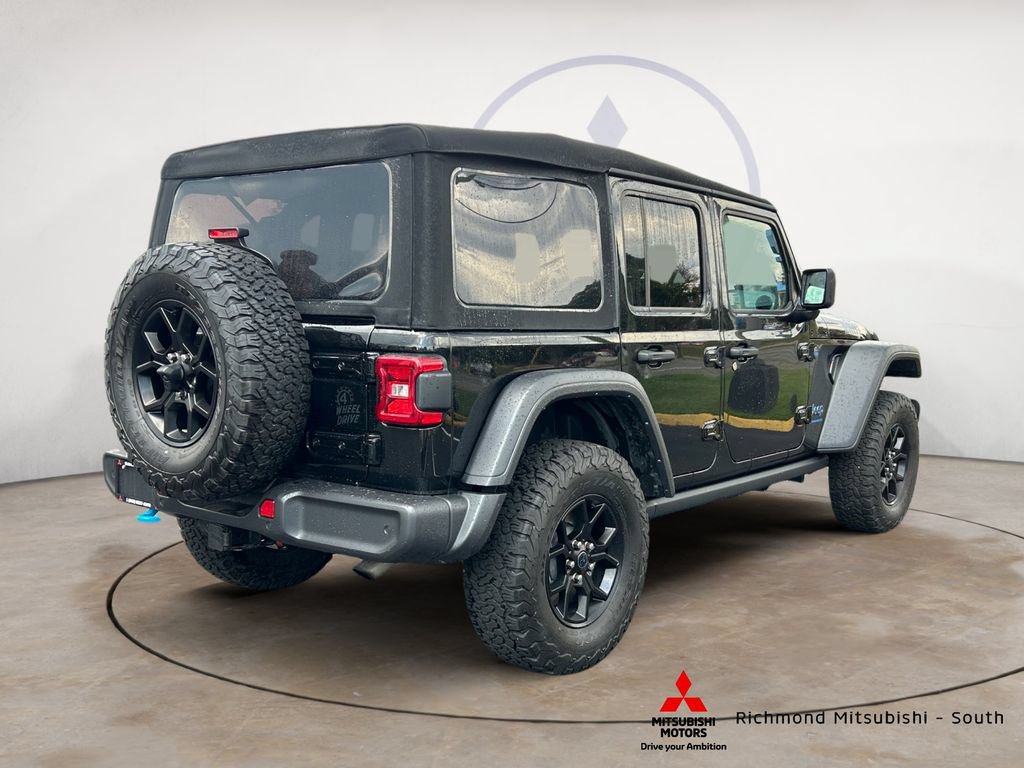 Used 2024 Jeep Wrangler Unlimited AWD/4WD image 3