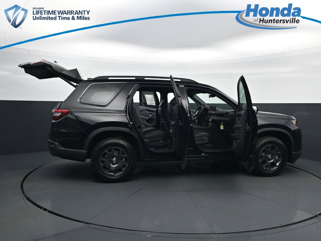 New 2026 Honda Pilot TrailSport image 73