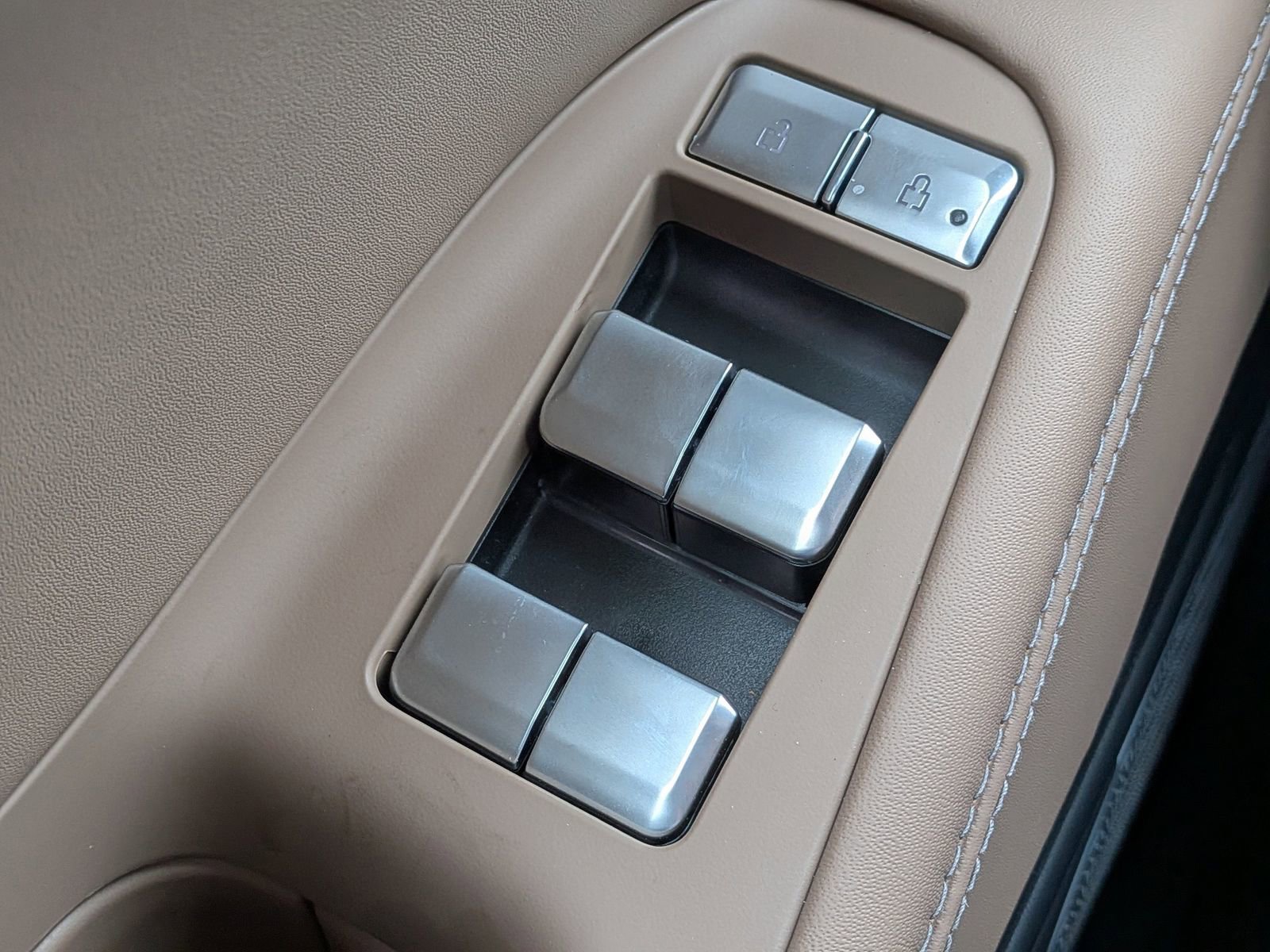 New 2026 Lincoln Navigator L Black Label image 30