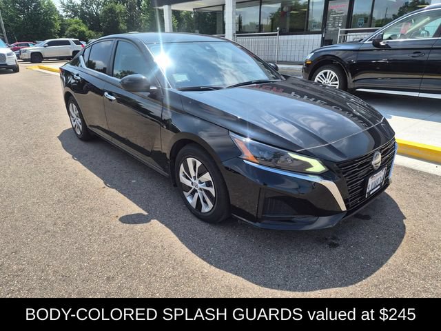 Used 2023 Nissan Altima 2.5 S FWD image 4