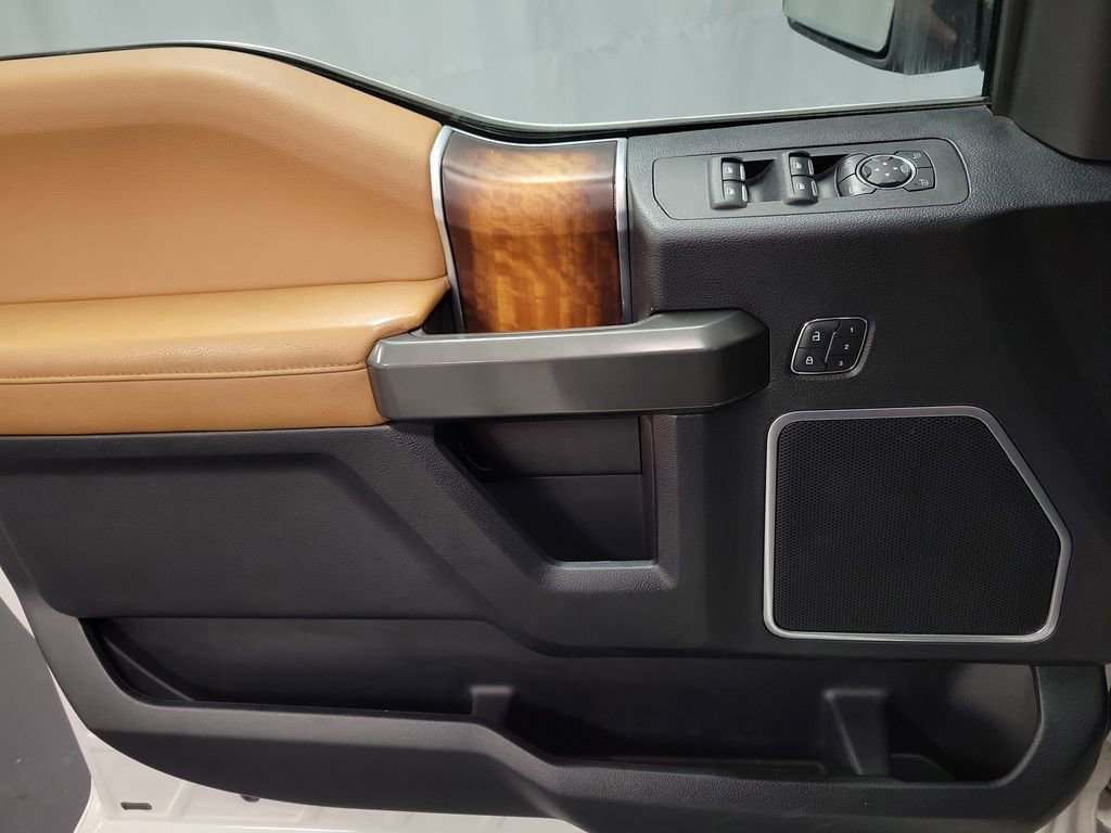 Used 2016 Ford F150 Limited w/ Trailer Tow Package image 25