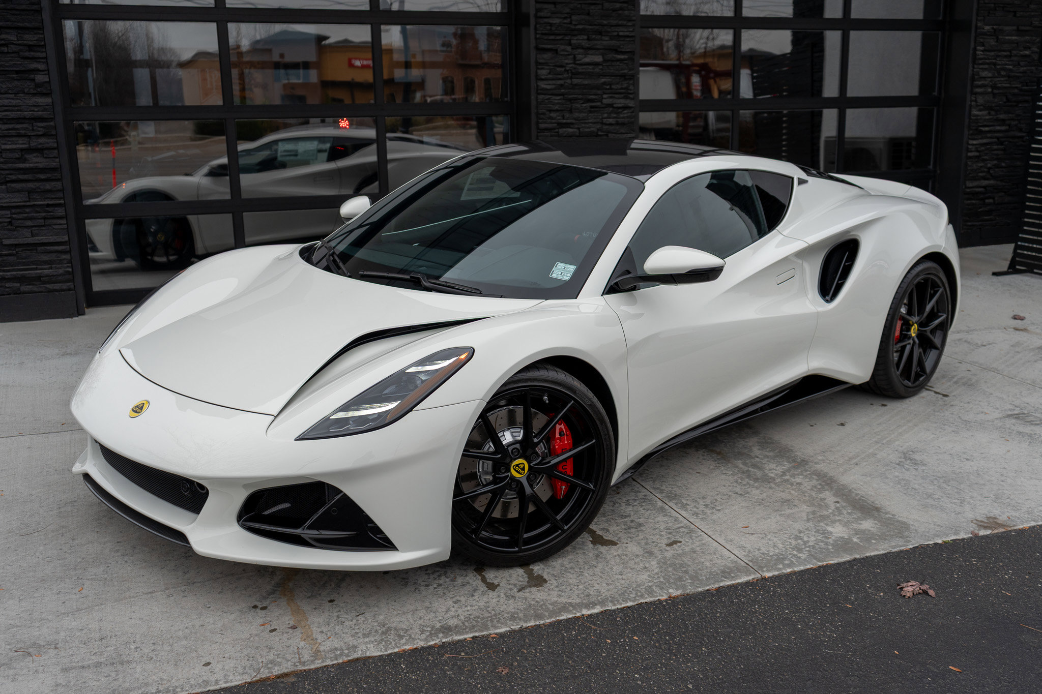 Used 2024 Lotus Emira First Edition image 2