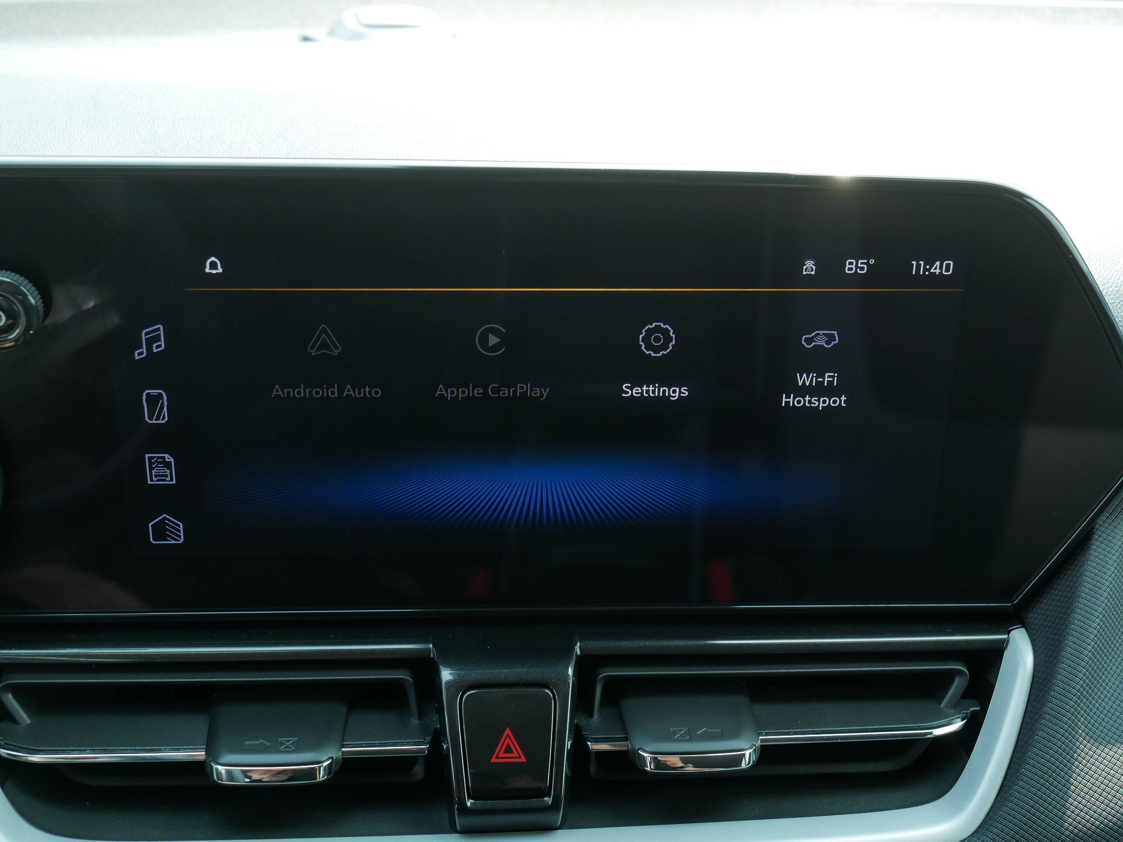 Used 2025 Chevrolet TrailBlazer LT AWD/4WD image 30