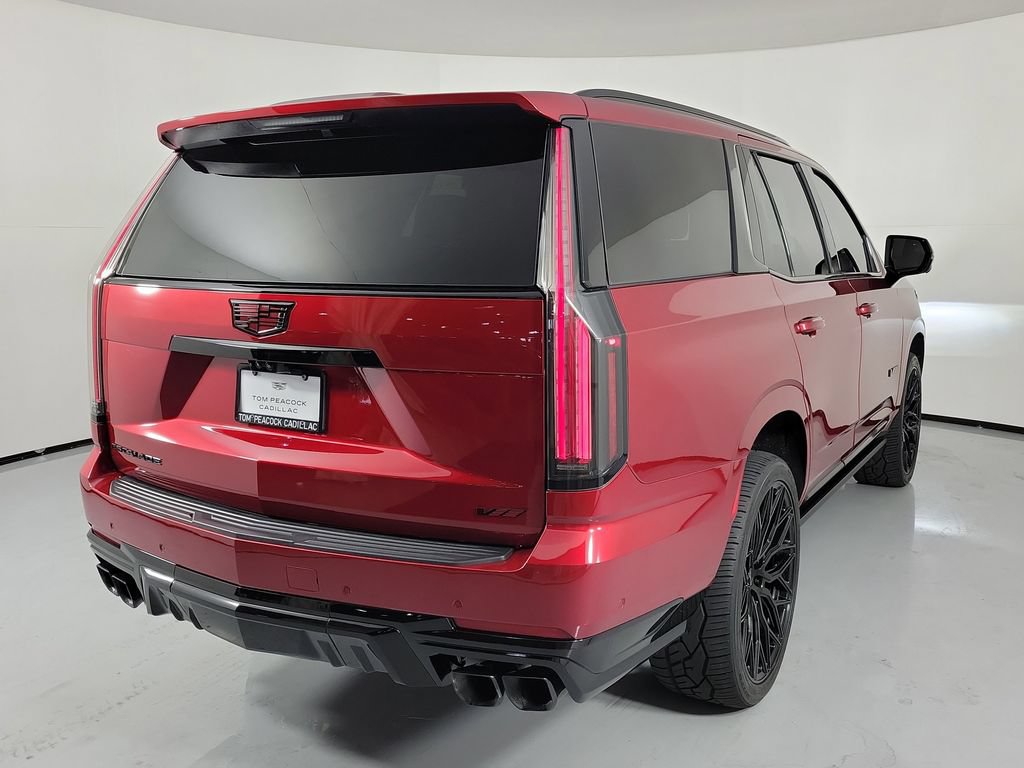 Certified 2025 Cadillac Escalade V w/ LPO, Floor Liner Package AWD/4WD image 4