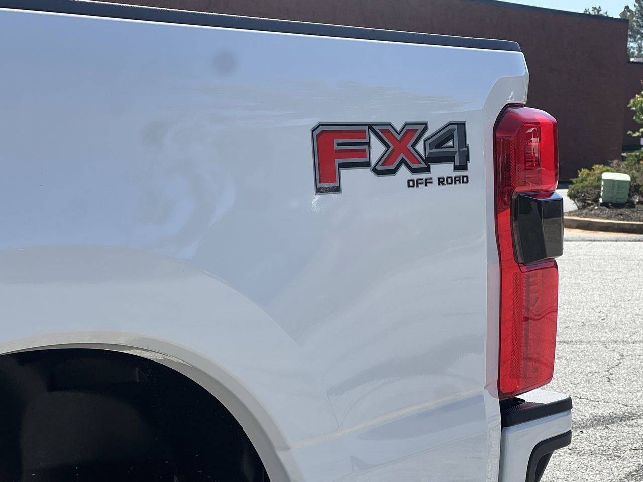New 2025 Ford F350 Platinum w/ FX4 Off-Road Package AWD/4WD image 31