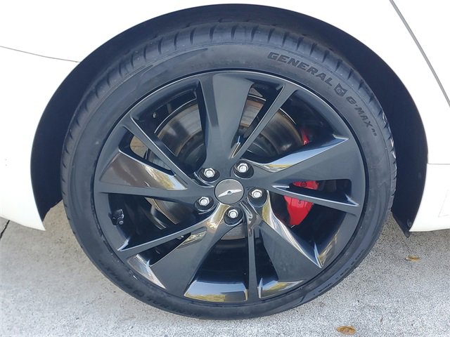 Used 2023 Genesis G70 3.3T w/ Sport Prestige Package image 7