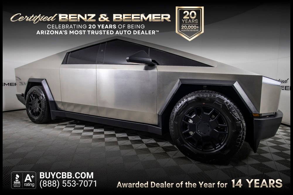 Used 2024 Tesla Cybertruck AWD Crew Cab image 1