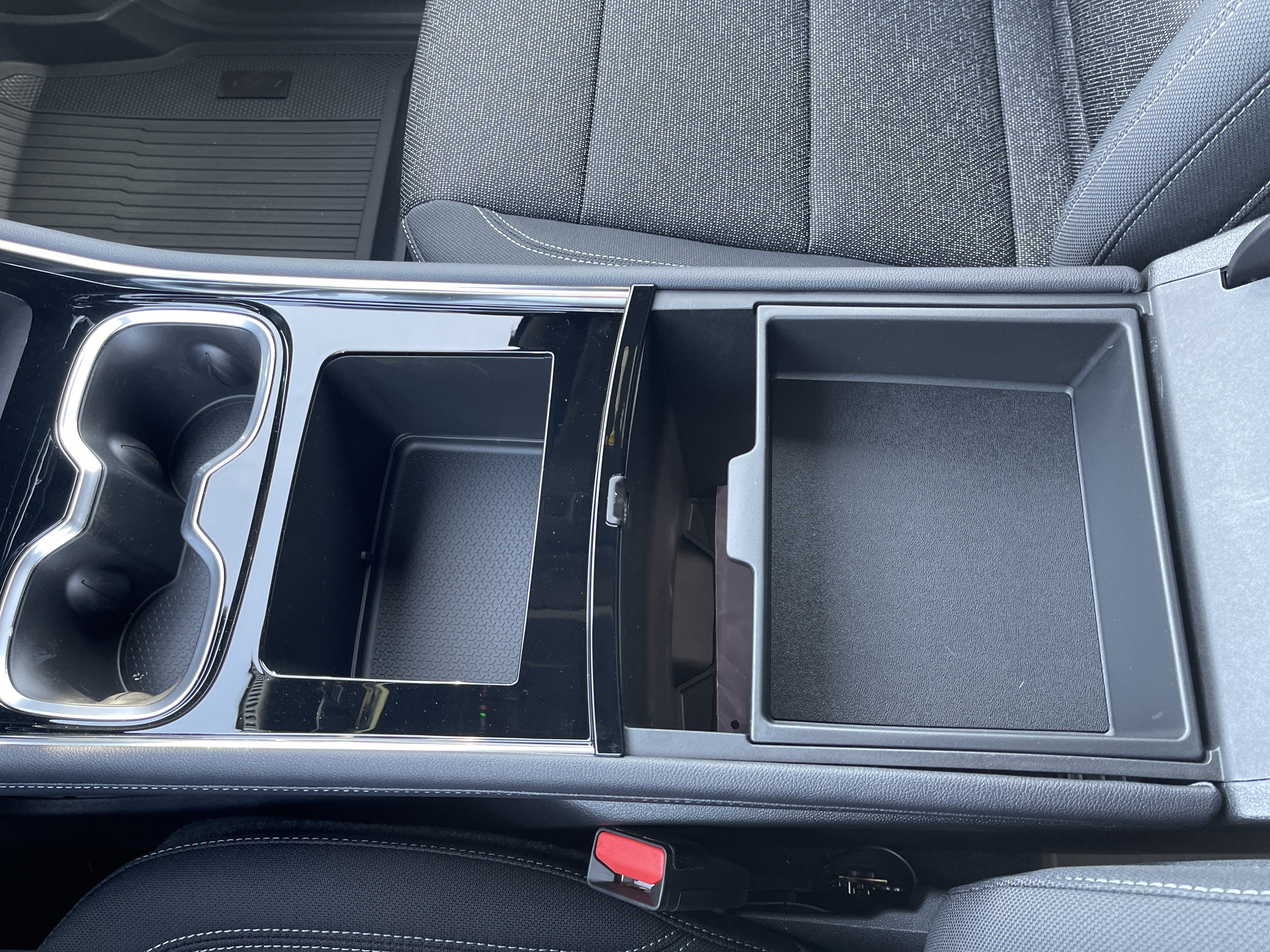 New 2026 Chevrolet Traverse LT w/ Midnight/Sport Edition image 30