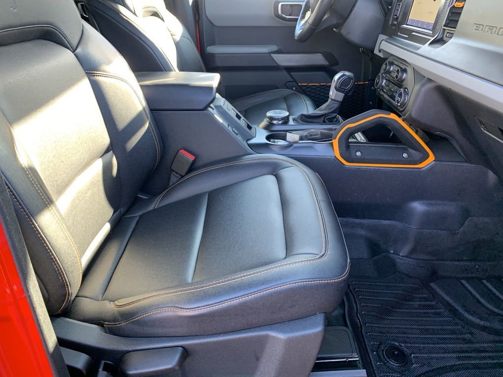 Used 2023 Ford Bronco Badlands image 17
