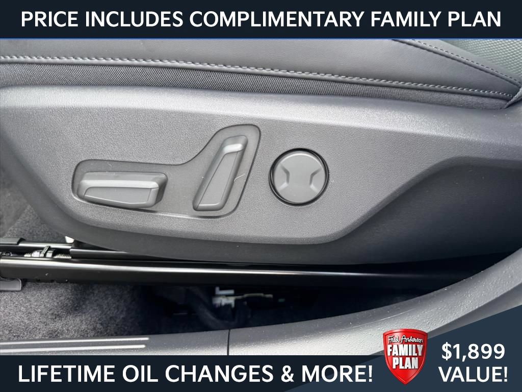 New 2026 Kia Niro EX FWD image 12