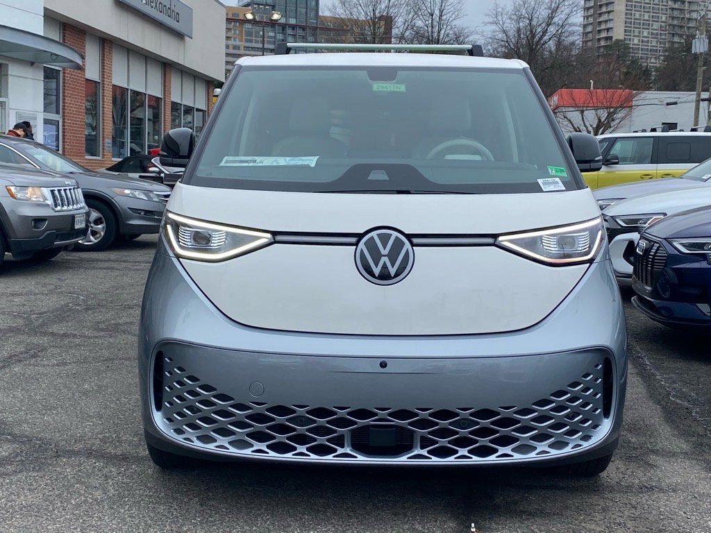 New 2025 Volkswagen ID. Buzz 1st Edition image 5