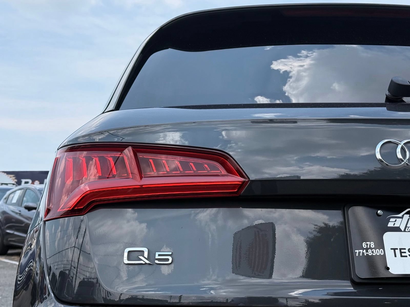 Used 2018 Audi Q5 Prestige w/ Prestige Package AWD/4WD image 9