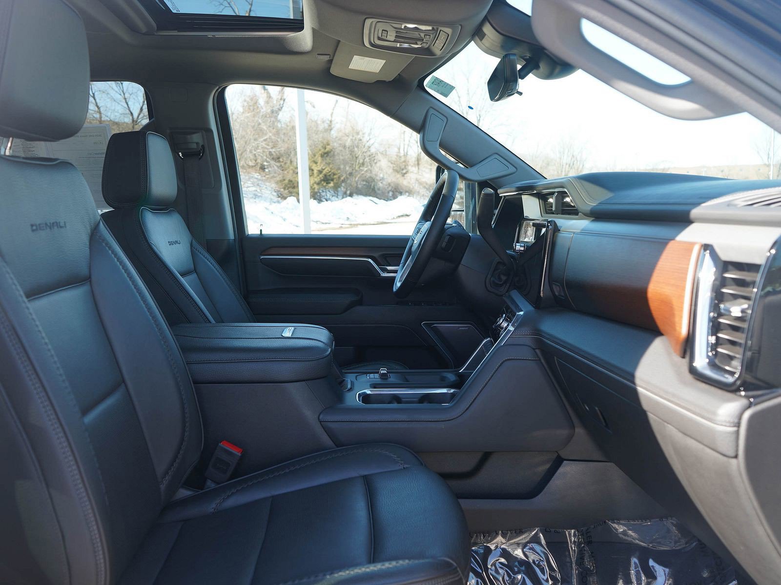 Used 2025 GMC Sierra 3500 Denali w/ Denali Reserve Package image 14