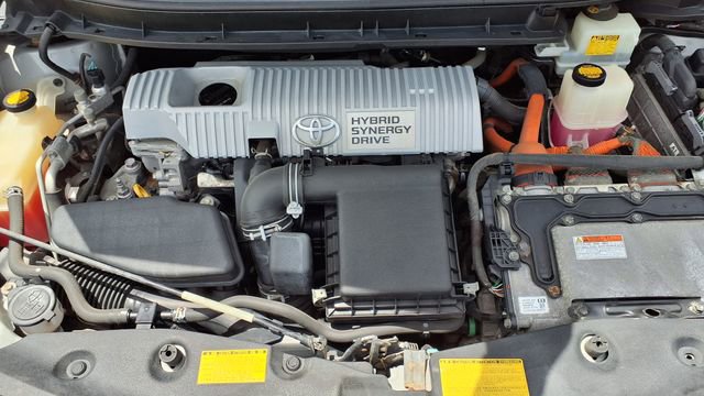 Used 2012 Toyota Prius V Five FWD image 33