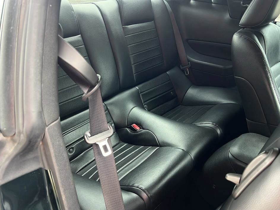 Used 2008 Ford Mustang GT Premium RWD image 30