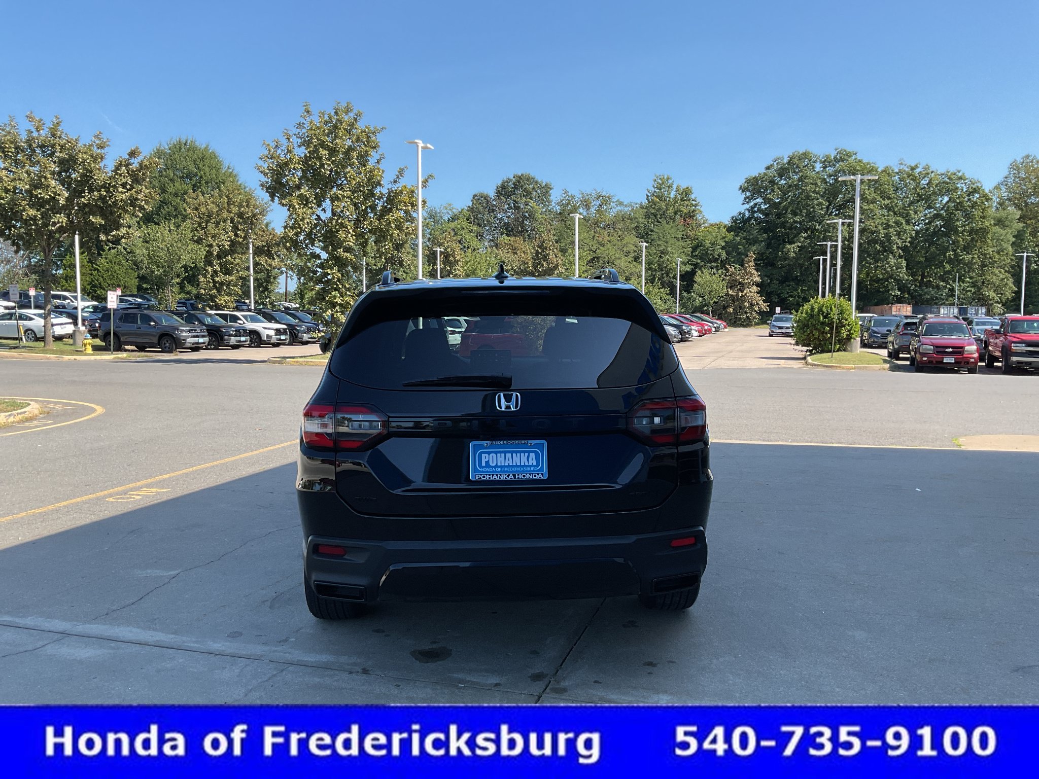 Used 2026 Honda Pilot Sport image 4