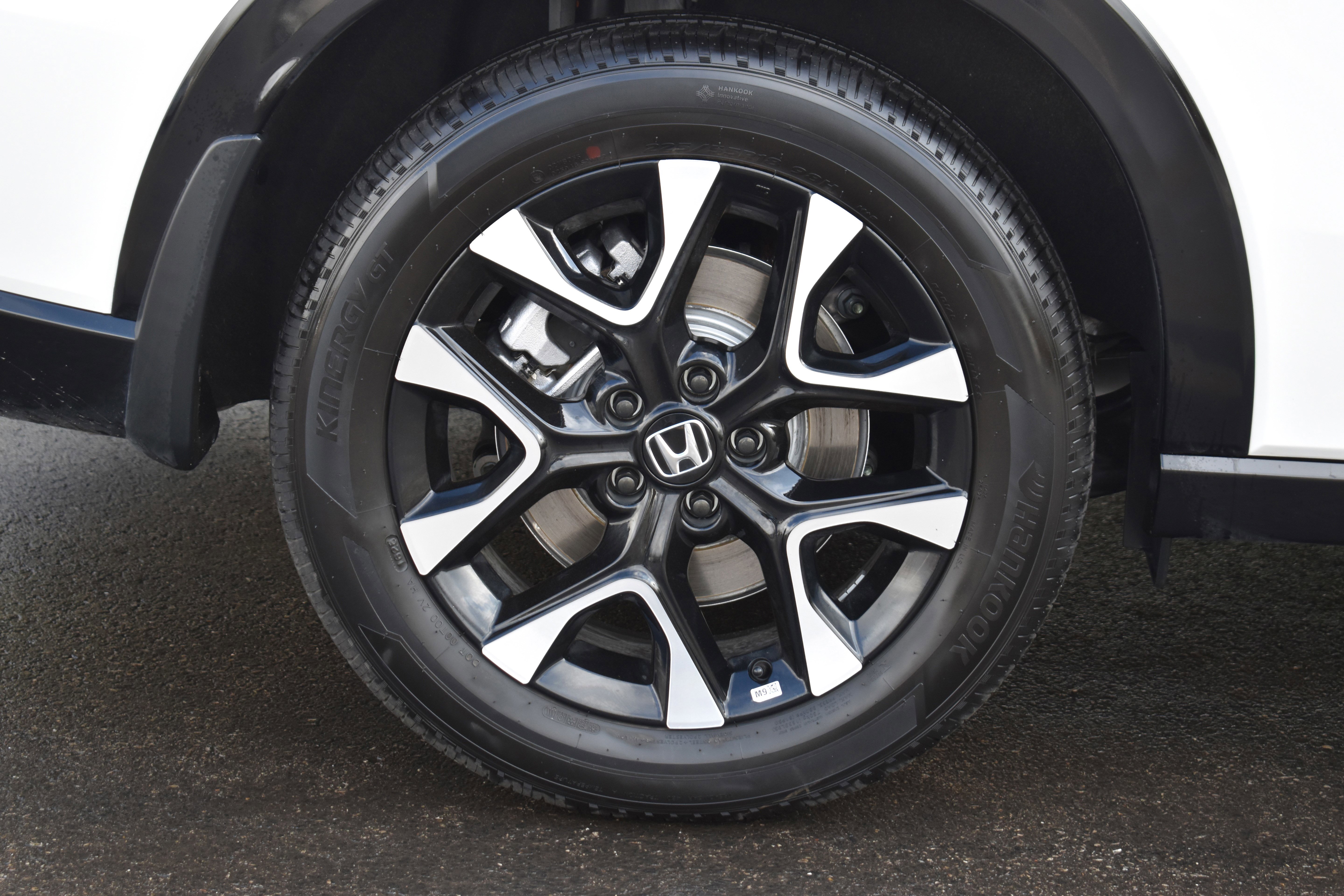 Certified 2026 Honda HR-V EX-L image 40