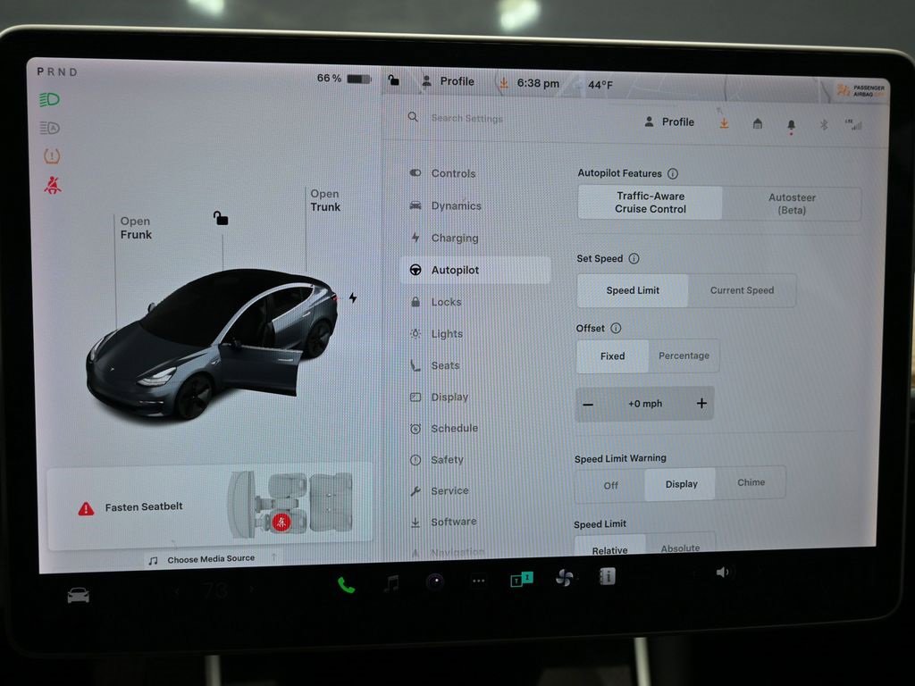 Used 2018 Tesla Model 3 Long Range image 25