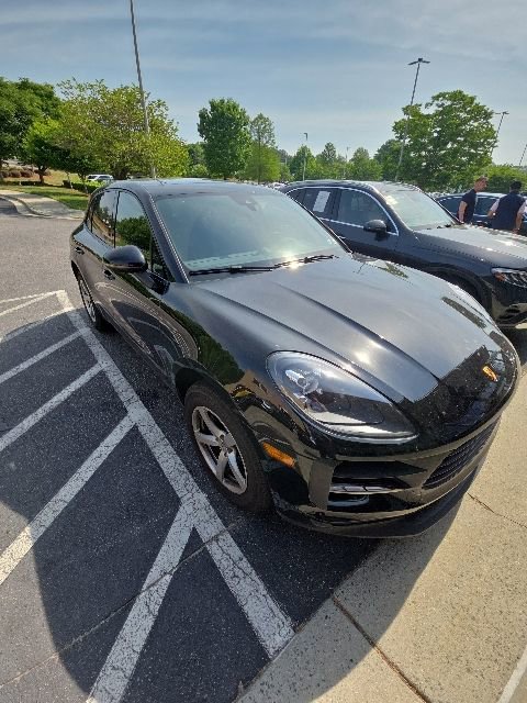 Used 2020 Porsche Macan AWD/4WD image 9