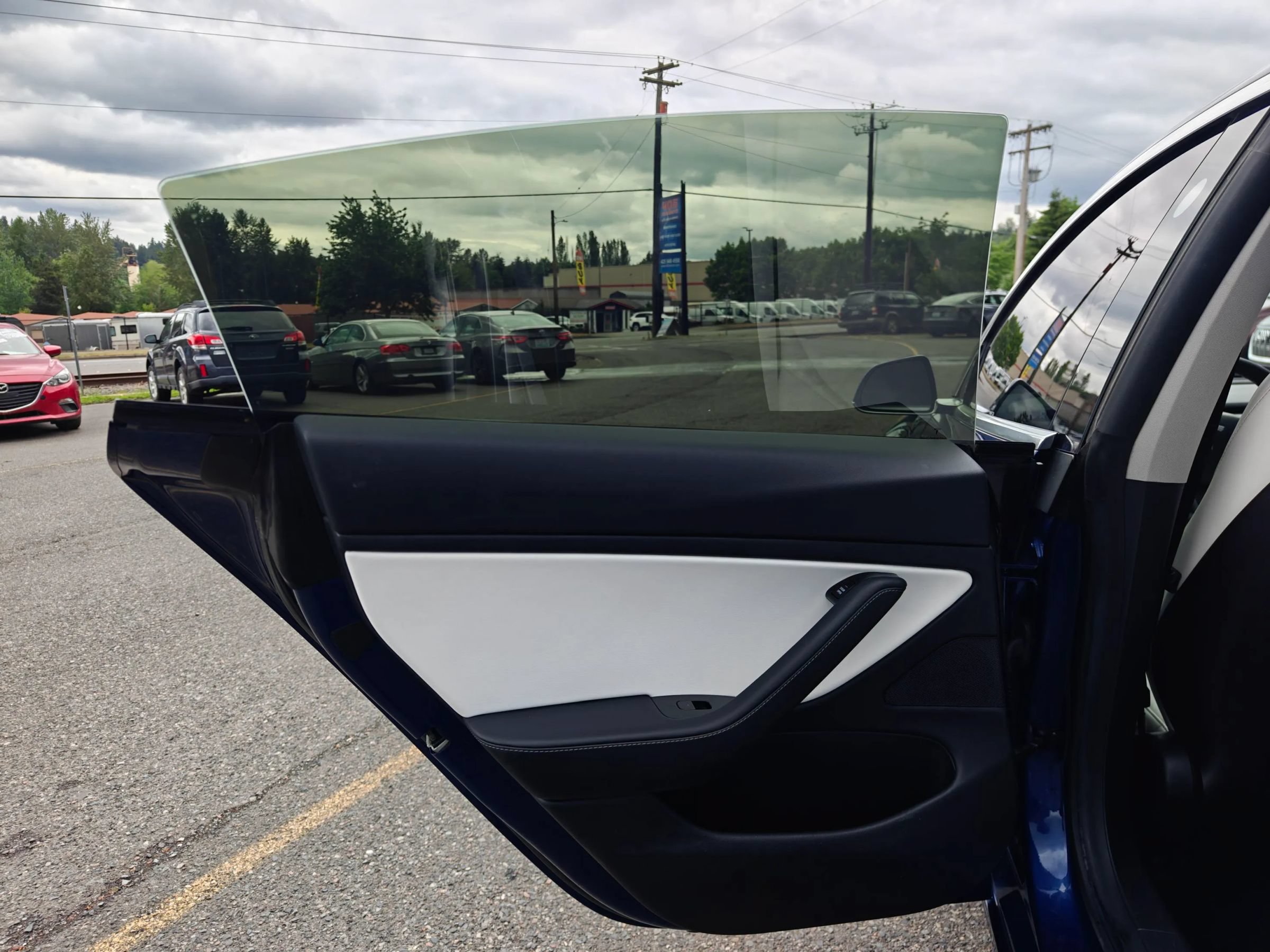 Used 2019 Tesla Model 3 Performance AWD/4WD image 28