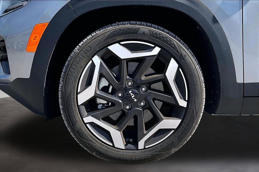 Used 2024 Kia Seltos SX w/ SX Sunroof Package image 31
